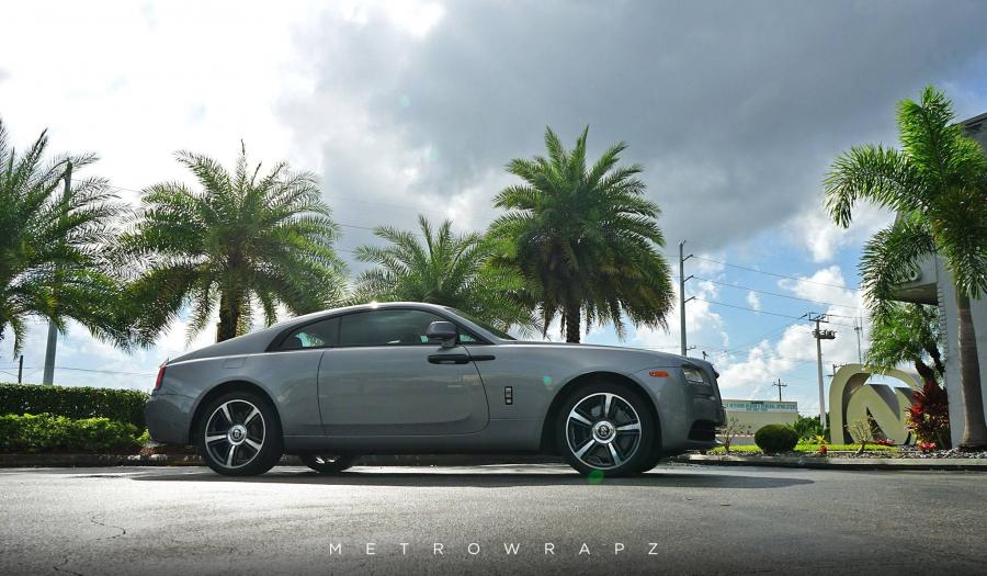  Rolls-Royce Wraith Chrome Deletion by MetroWrapz 2016 года  (фото 2 из 6)